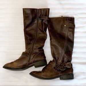 Dark brown boots